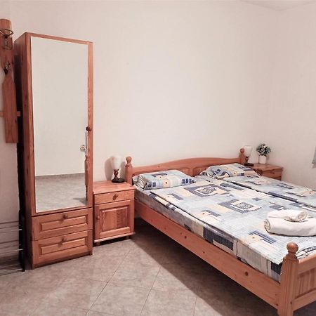 Room For Two In House Of Relax อัคโตโปล ภายนอก รูปภาพ