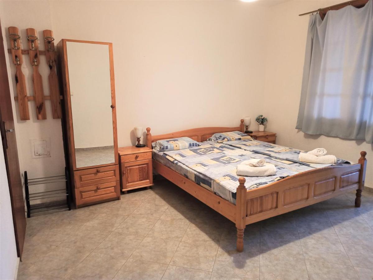 Room For Two In House Of Relax อัคโตโปล ภายนอก รูปภาพ