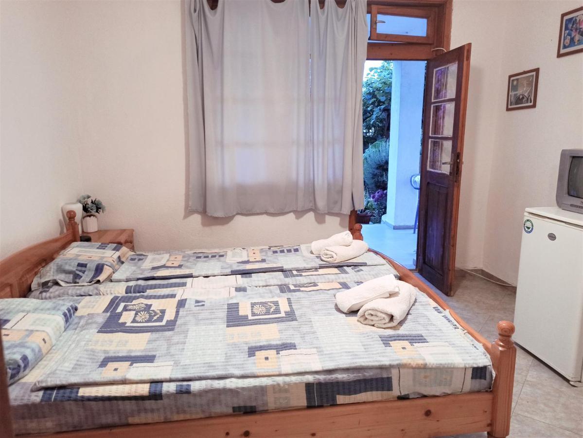 Room For Two In House Of Relax อัคโตโปล ภายนอก รูปภาพ